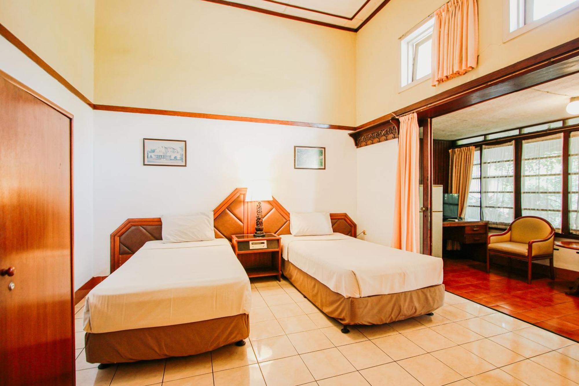 Hotel Bumi Asih Gedung Sate Bandung Luaran gambar